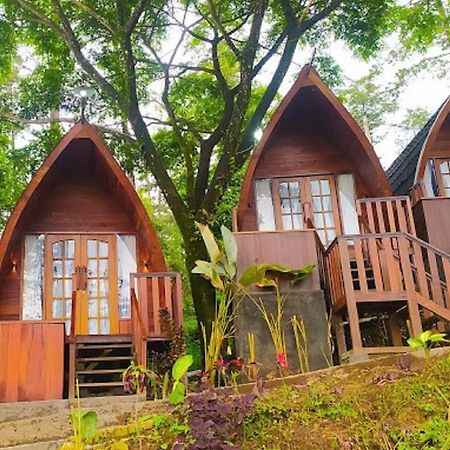 Welirang Forest Pacet Villa Mojokerto Kültér fotó