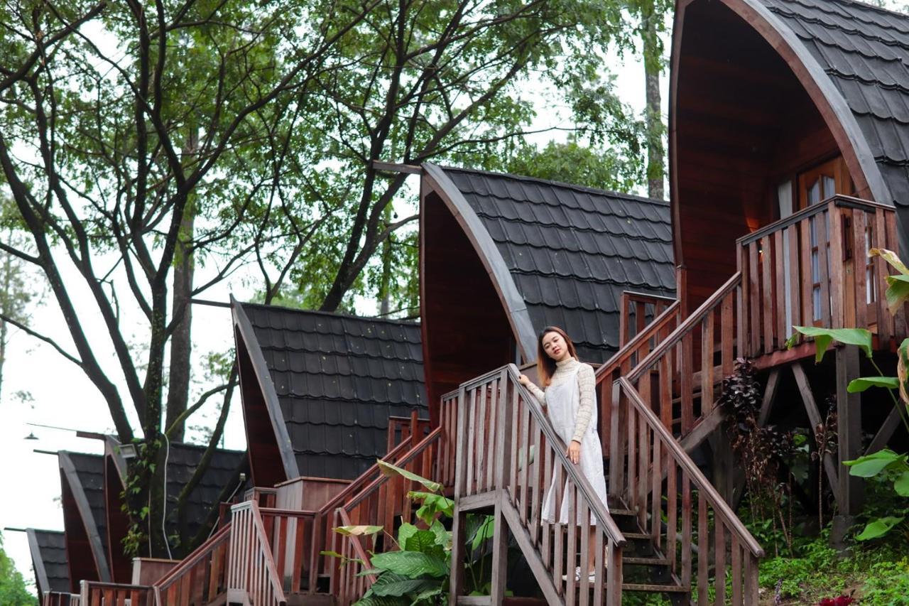 Welirang Forest Pacet Villa Mojokerto Kültér fotó