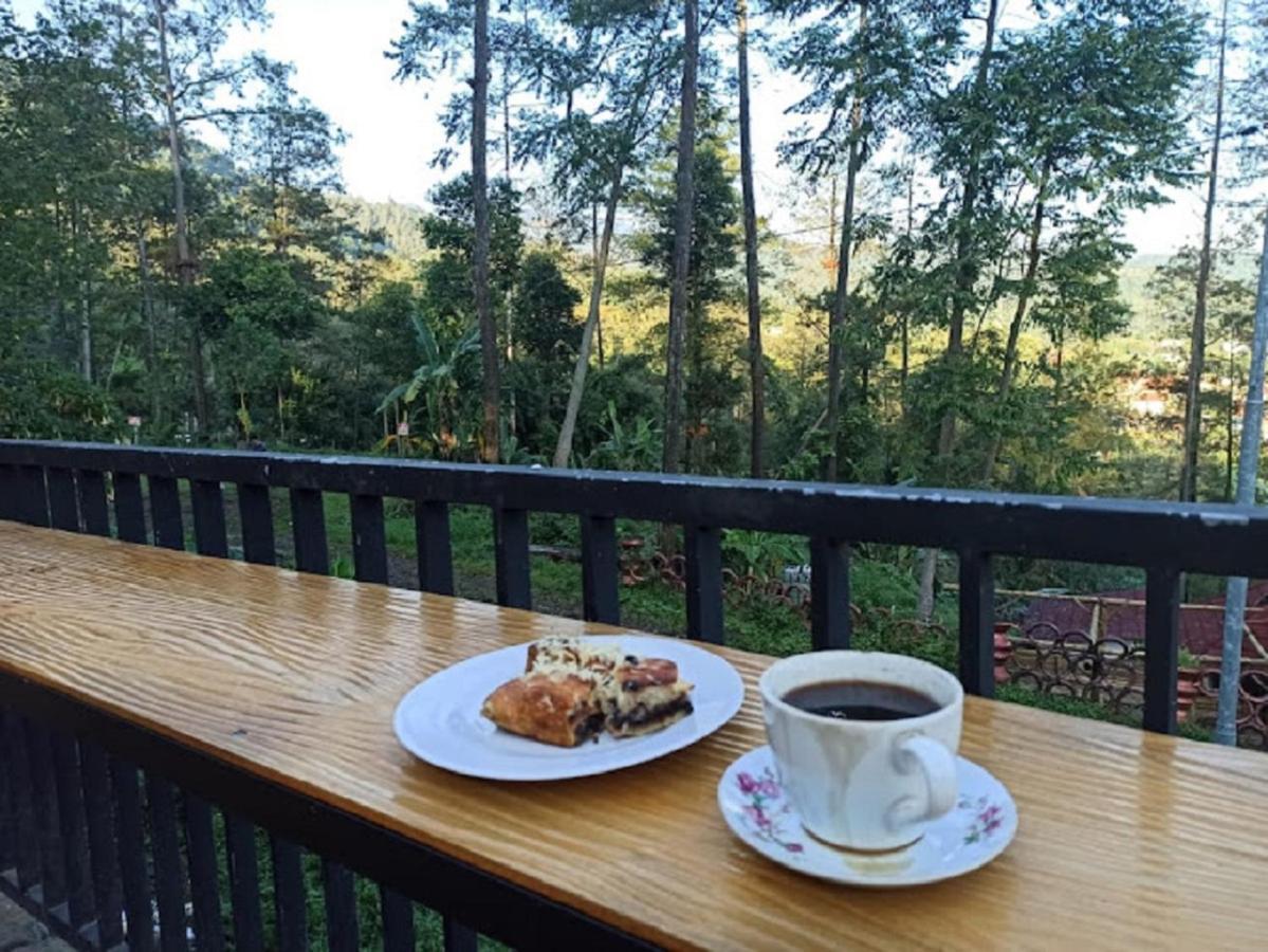 Welirang Forest Pacet Villa Mojokerto Kültér fotó