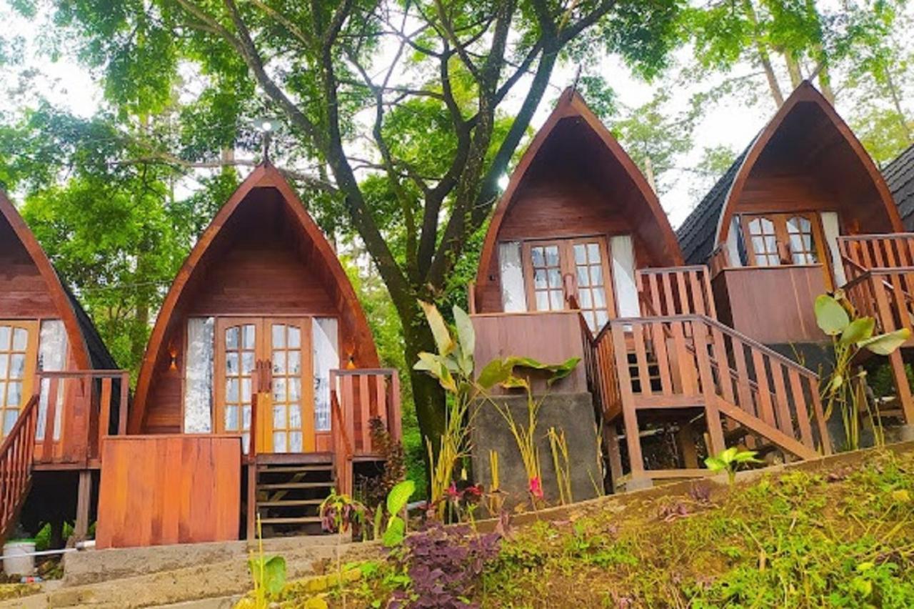 Welirang Forest Pacet Villa Mojokerto Kültér fotó