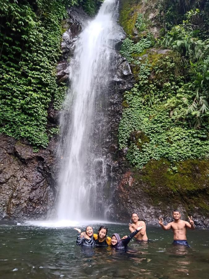 Welirang Forest Pacet Villa Mojokerto Kültér fotó